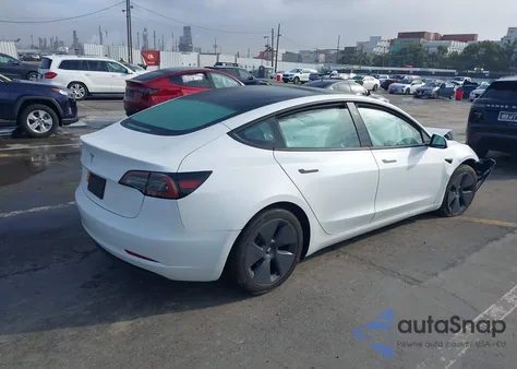 2023 Tesla Model 3 Rear-Wheel Drive z USA, uszkodzony, nr VIN 5YJ3E1EA5PF646068